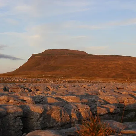 Crina Bottom - Offgrid Mountain Escape In The Yorkshire Dales National Park Hotel *