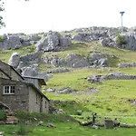 Crina Bottom - Offgrid Mountain Escape In The Yorkshire Dales National Park Hotel *